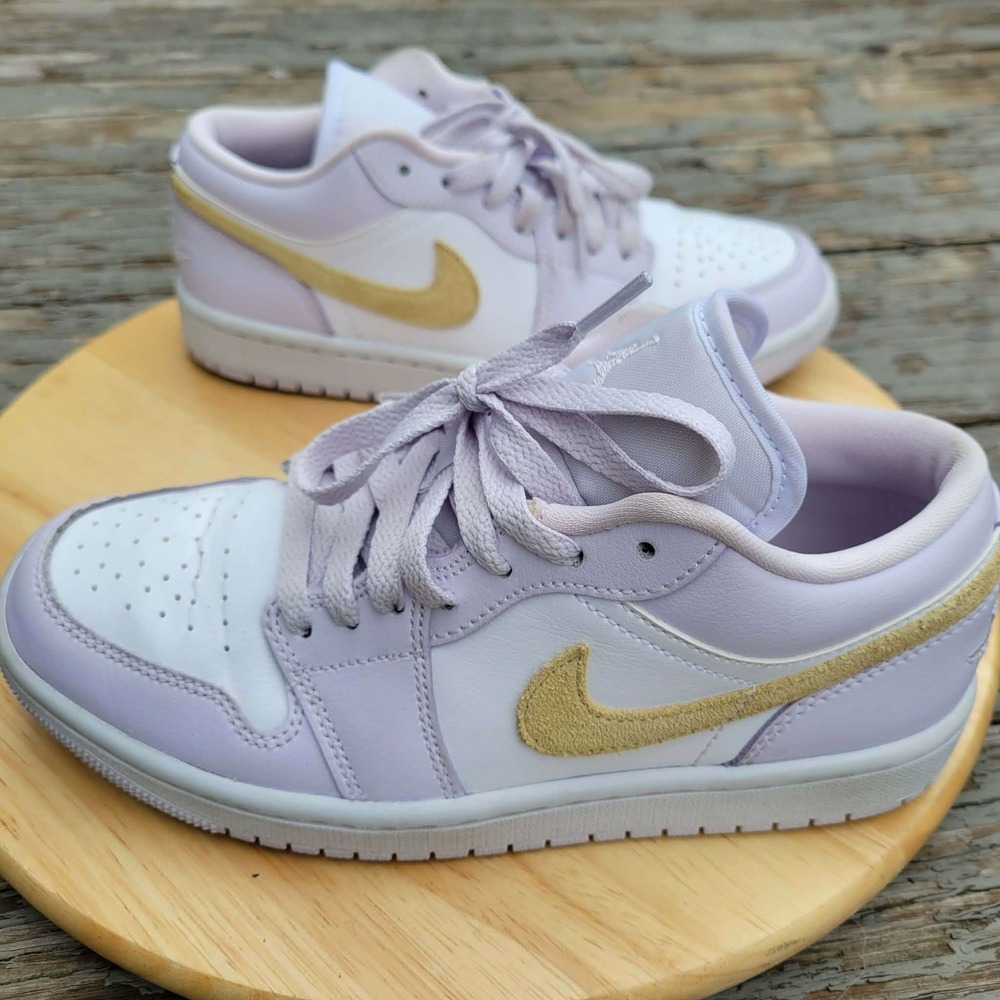 Nike Air Jordan 1 Low Womens 6.5 US Barely Grape Lemon Wash White DC0774-501